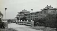 文藻校門口